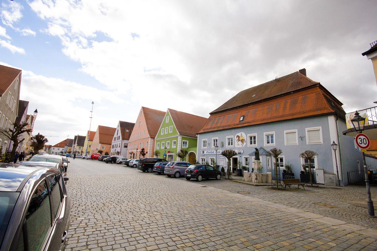 Pension "Zum Raubritter" Langquaid Экстерьер фото